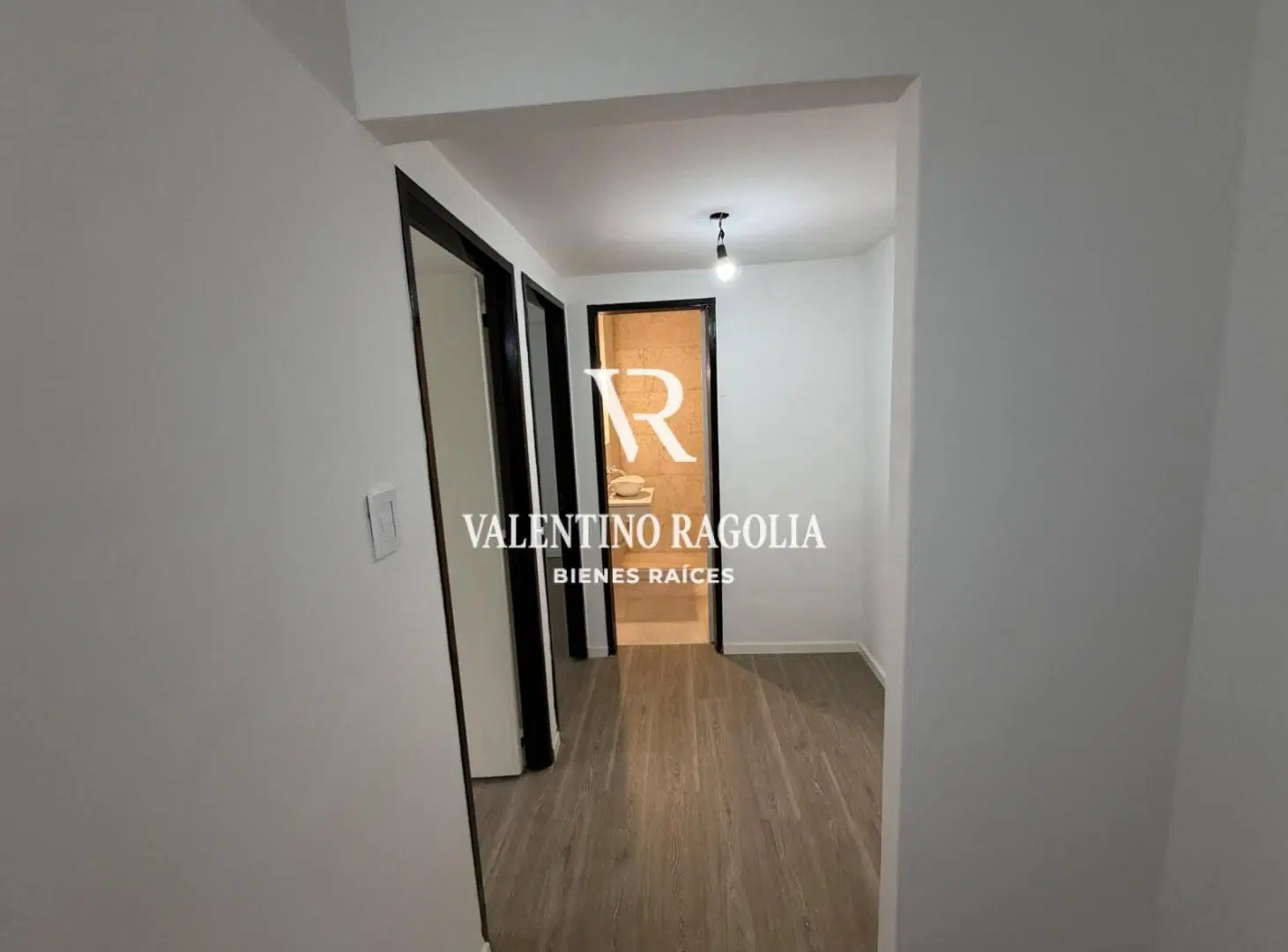 Venta departamento 3 ambientes totalmente refaccionado en Ciudad Jardín 4