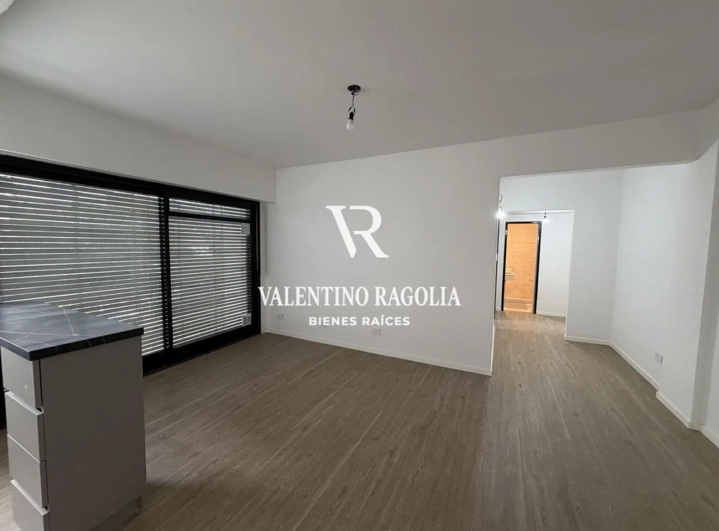 Venta departamento 3 ambientes totalmente refaccionado en Ciudad Jardín 2
