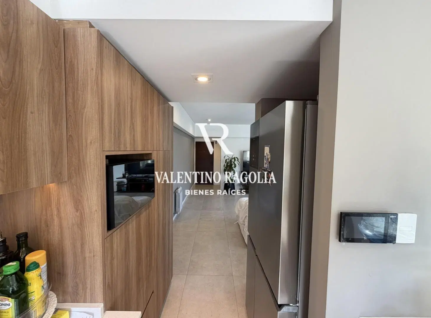 Venta departamento tres ambientes en Acorus Condominio Leloir 3