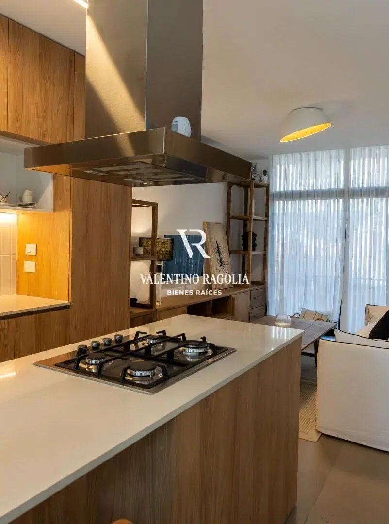 Venta Casa 4 Ambientes con Piscina en Constancia Leloir Parque Leloir 4