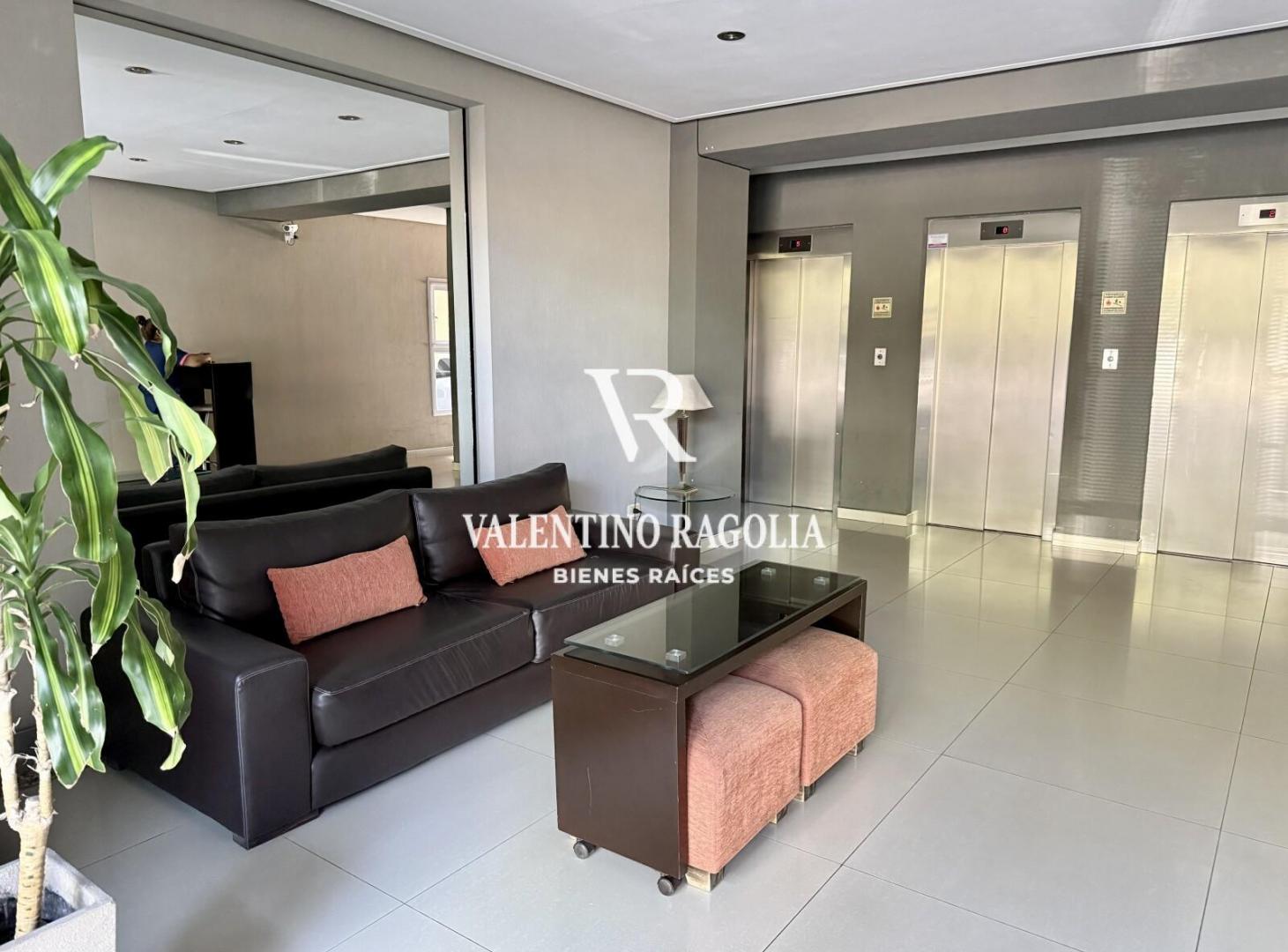 Foto de Venta Departamento 1 Ambiente y Medio con Balcón en Castelar Norte, imagen 1