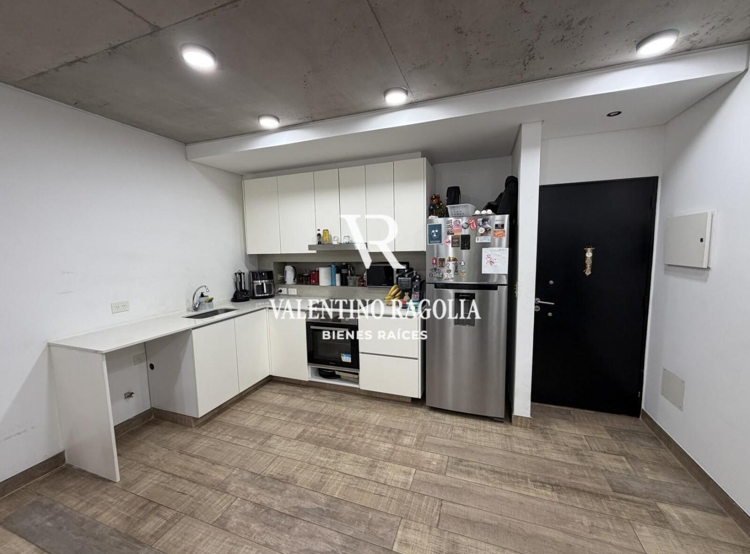 Foto de Venta Departamento 3 Ambientes en Parque Leloir, imagen 4