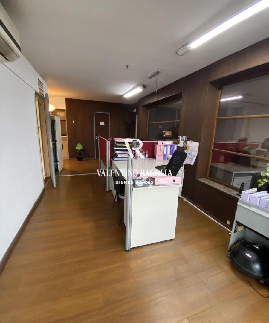 Foto de Depósito / Nave Industrial en Alquiler – Beccar – 800 m², imagen 3