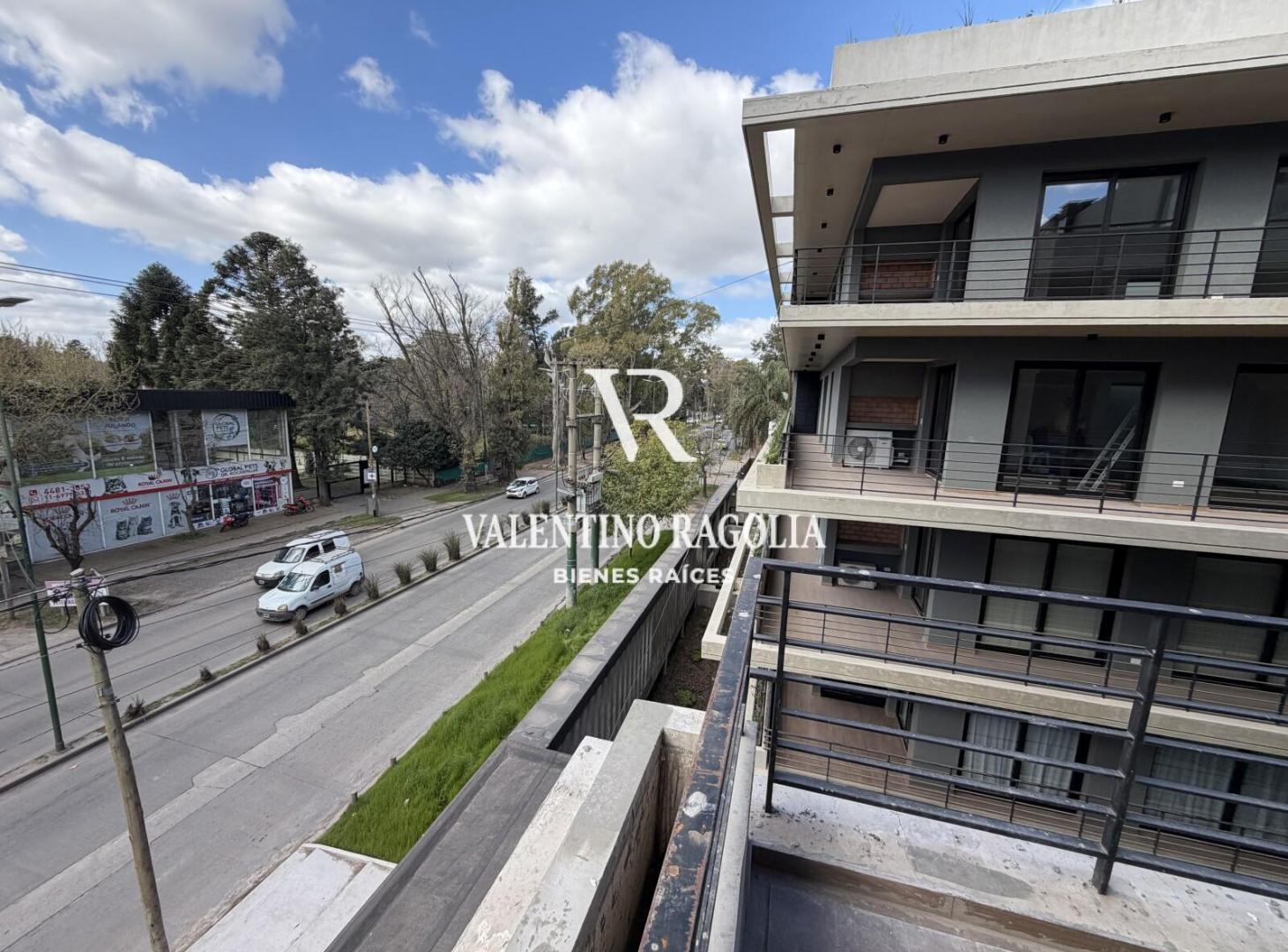 Foto de Venta departamento 3 ambientes con terraza Epique Parque Leloir, imagen 2