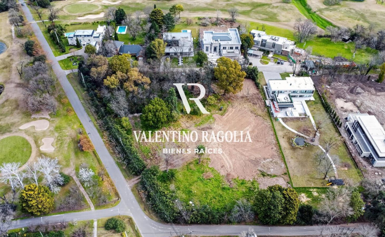 Foto de Venta lote central en Club de Campo Los Pingüinos, imagen 3