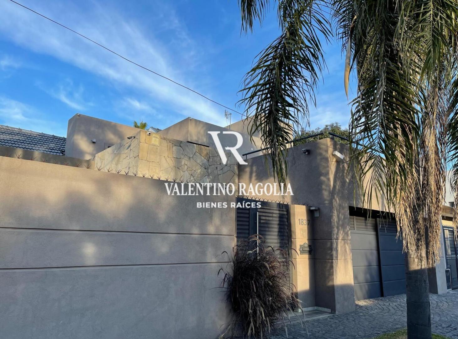 Foto de Venta casa de 6 ambientes en Castelar, imagen 3