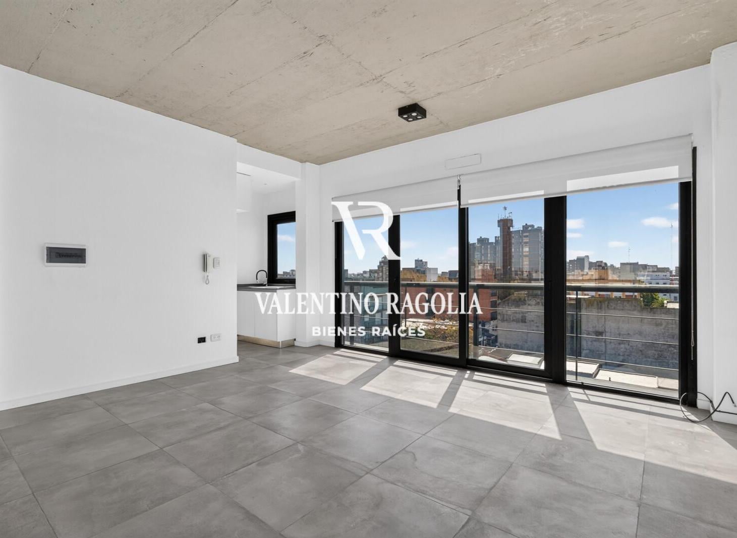 Foto de Alquiler monoambiente con gran terraza en Morón, imagen 3
