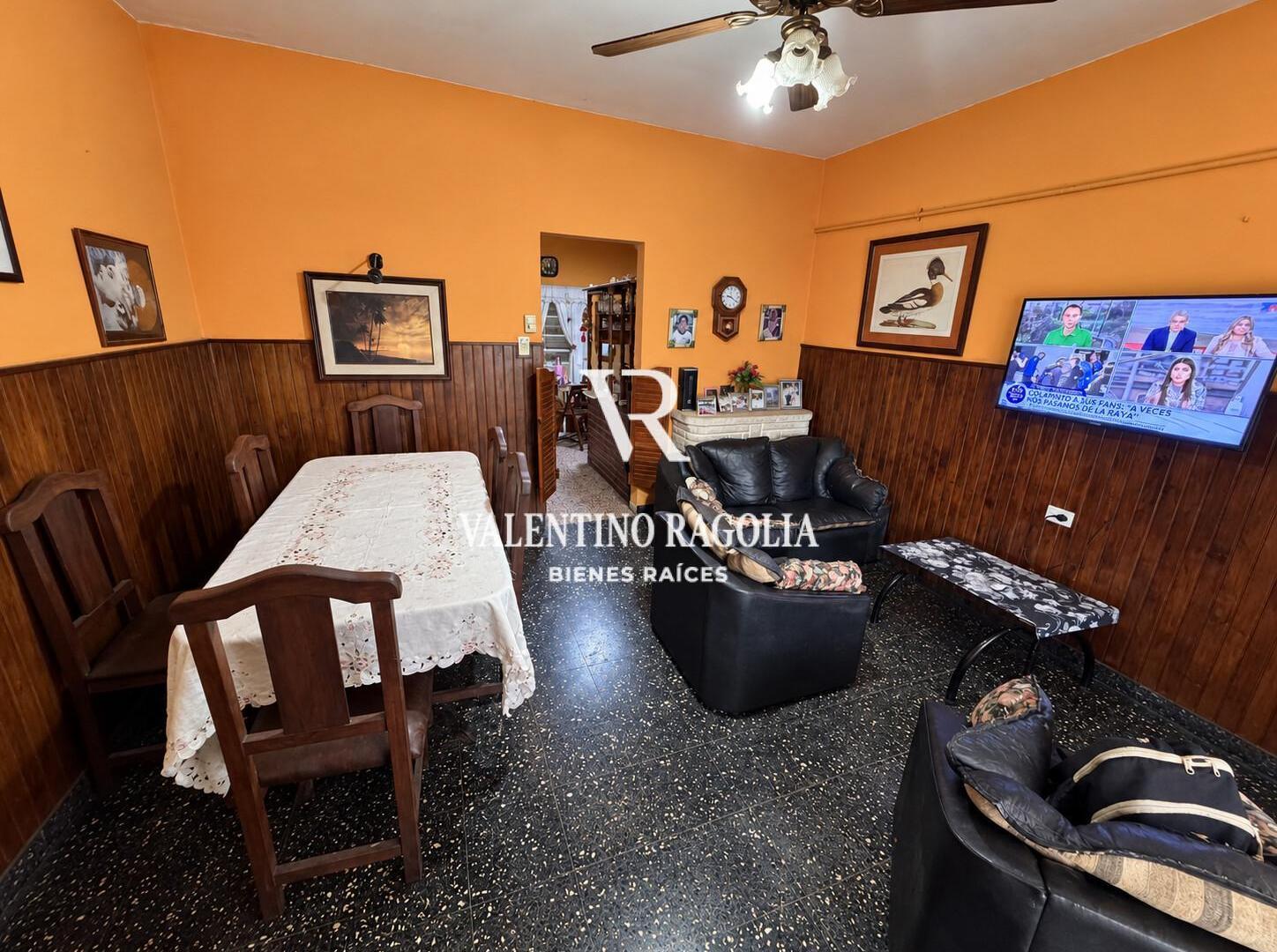 Foto de Venta Casa 3 ambientes con gran quincho y jardin, imagen 1
