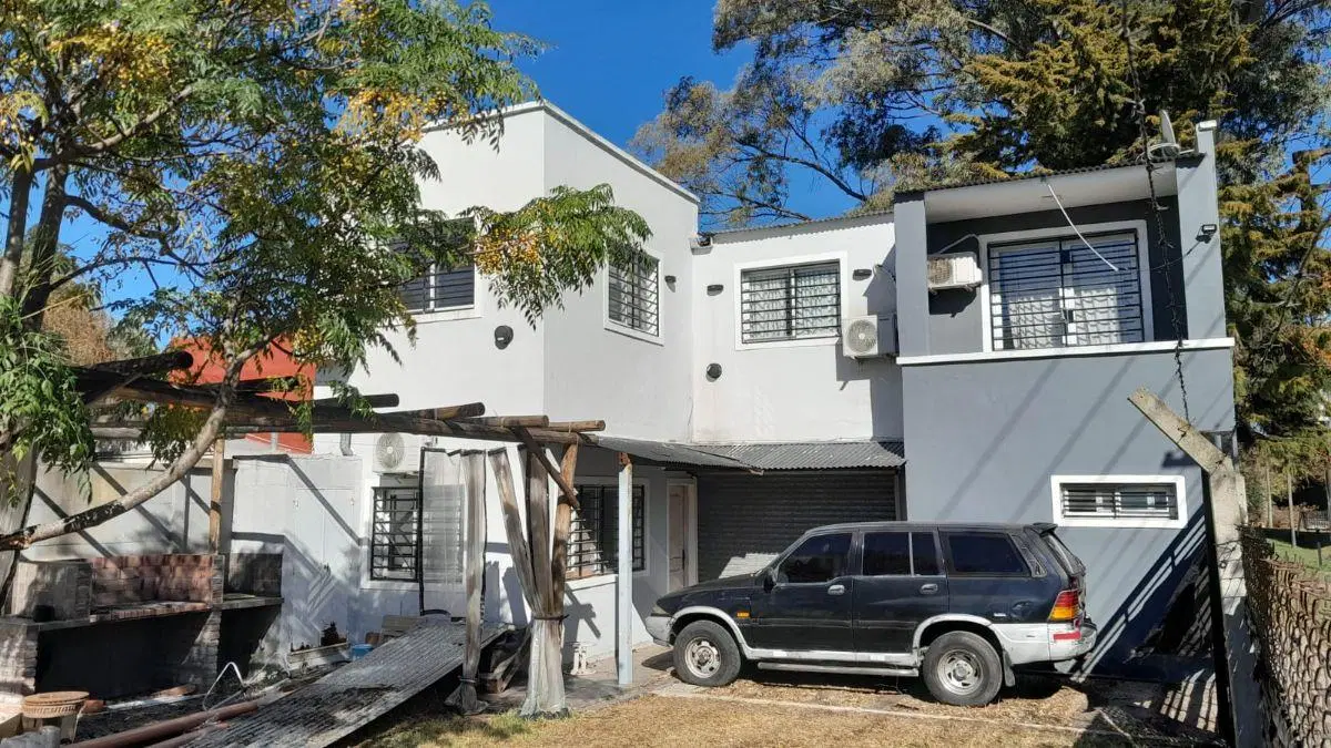 CASA 3 DORMITORIOS en ALQUILER - EL PATO - 1
