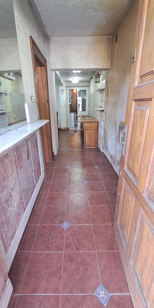 Foto de VENTA CASA PH 3 CON GARAGE EN BARRIO PARQUE BERNAL, imagen 1