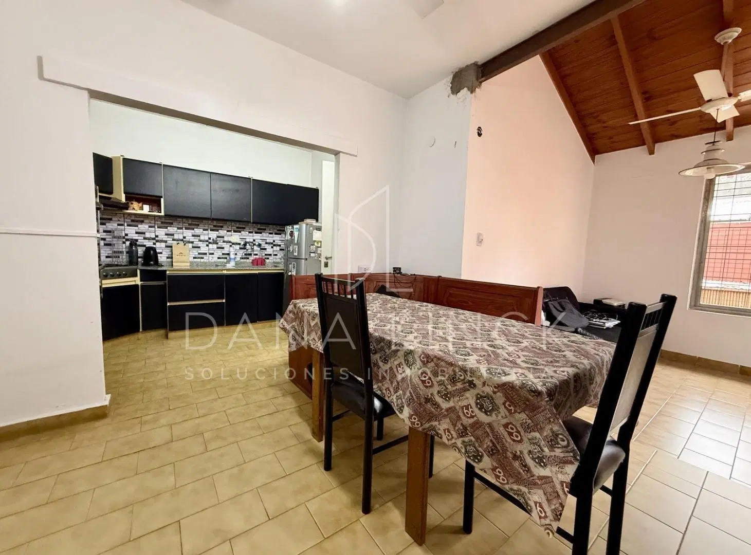 EN VENTA CASA 5 AMBIENTES SOBRE LOTE DE 220MT2 RAMOS MEJÍA 3