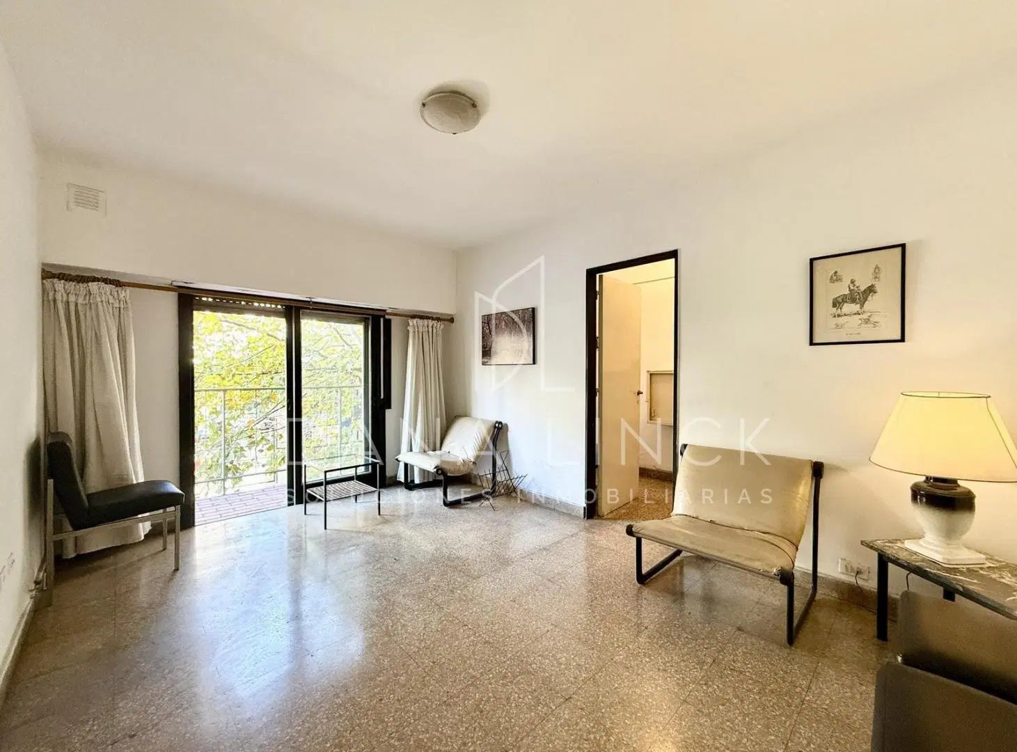 VENTA DEPARTAMENTO 2 AMBIENTES APTO PROFESIONAL RAMOS MEJÍA CENTRO 2