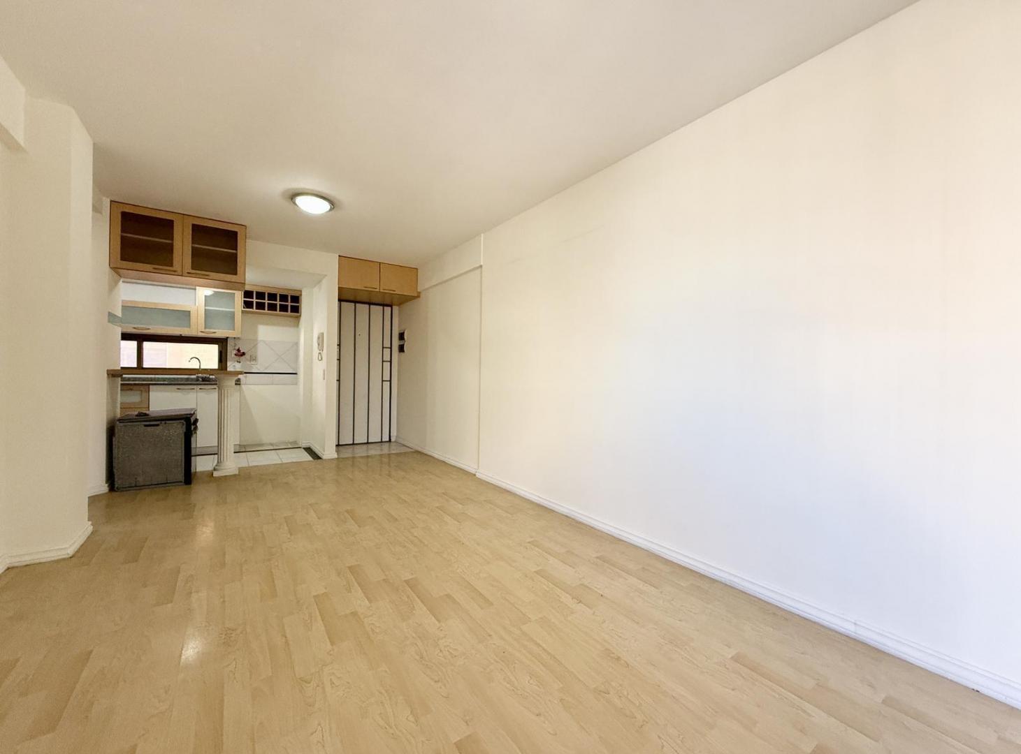 Foto de DEPARTAMENTO DOS AMBIENTES APTO PROF/APTO CRÉDITO MORÓN CENTRO, imagen 1