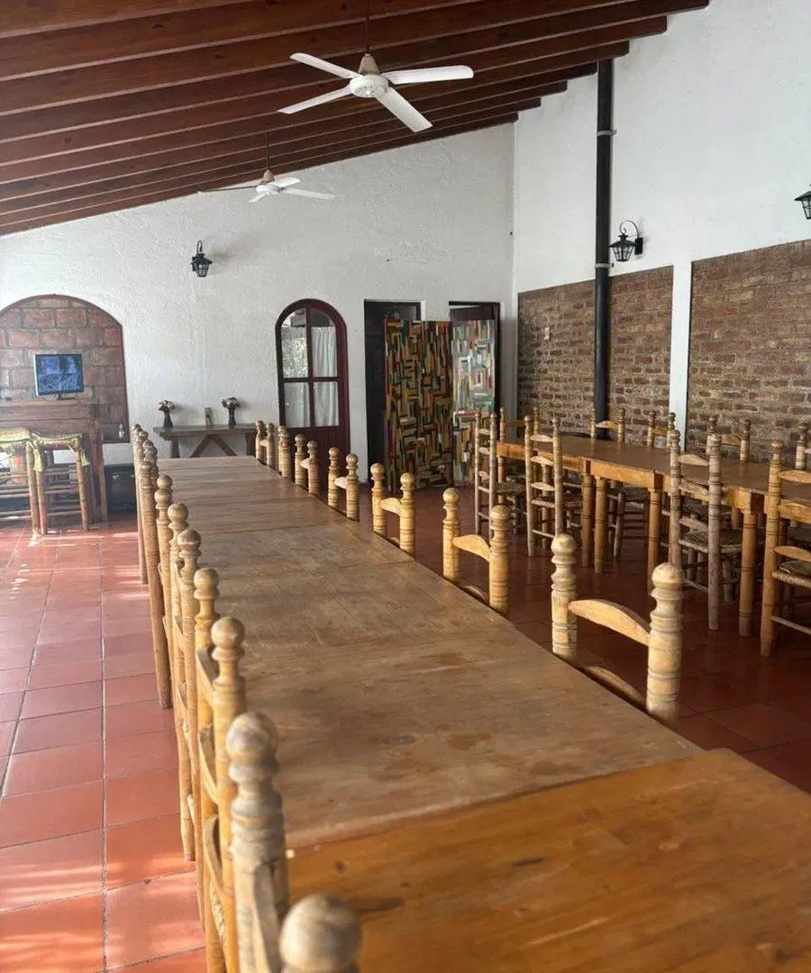 VENDE COMPLEJO 11 DEPARTAMENTOS PILETA CHALLAO MZA 3