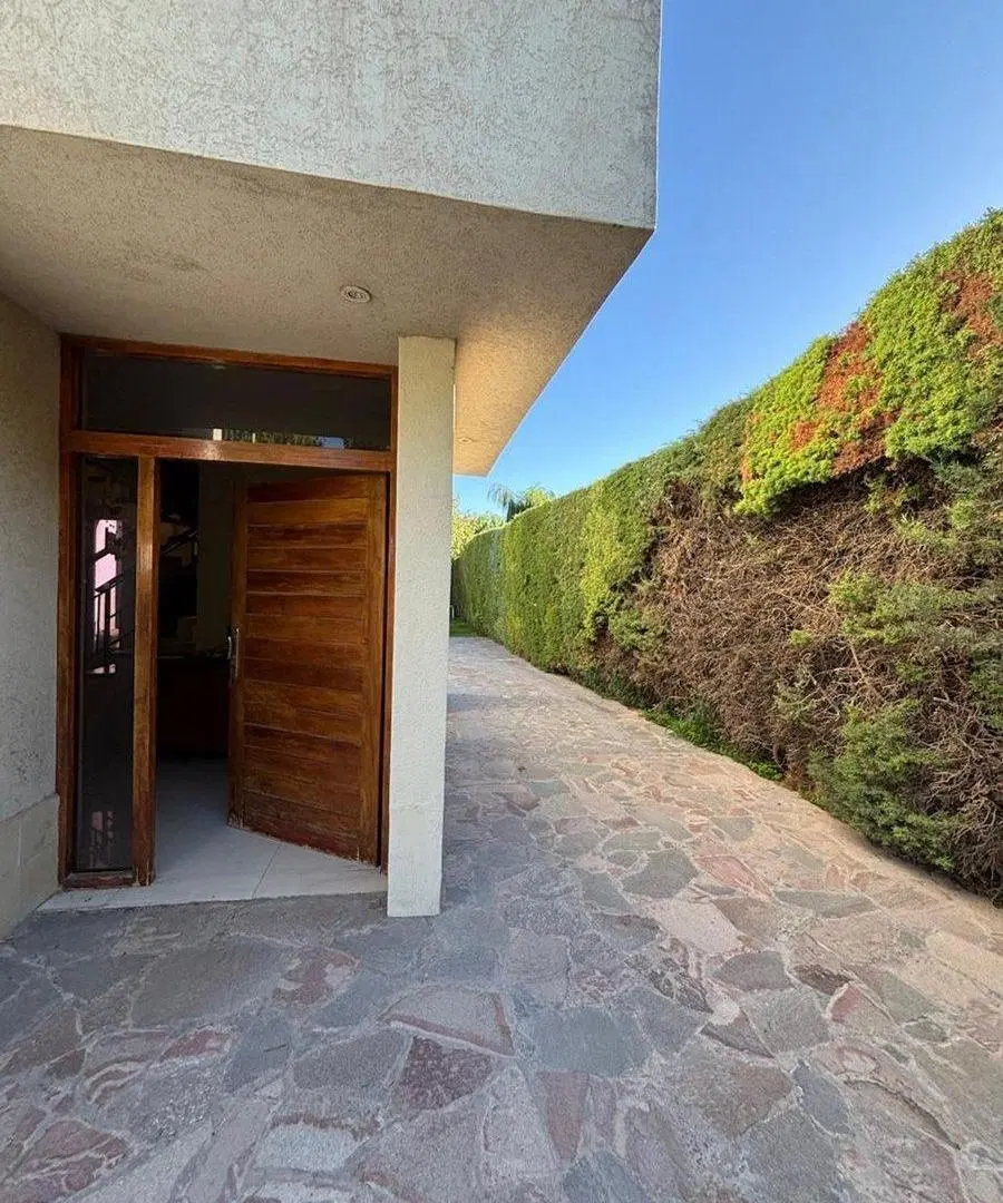 VENTA CASA 5 HABITACIONES, PILETA EN PEDRIEL LUJÁN 4