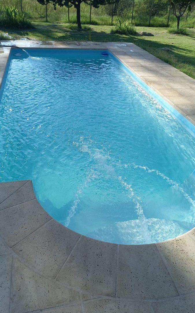 VENTA 2 CASAS, PILETA, PARQUIZADO 1,3 ha LAS HERAS