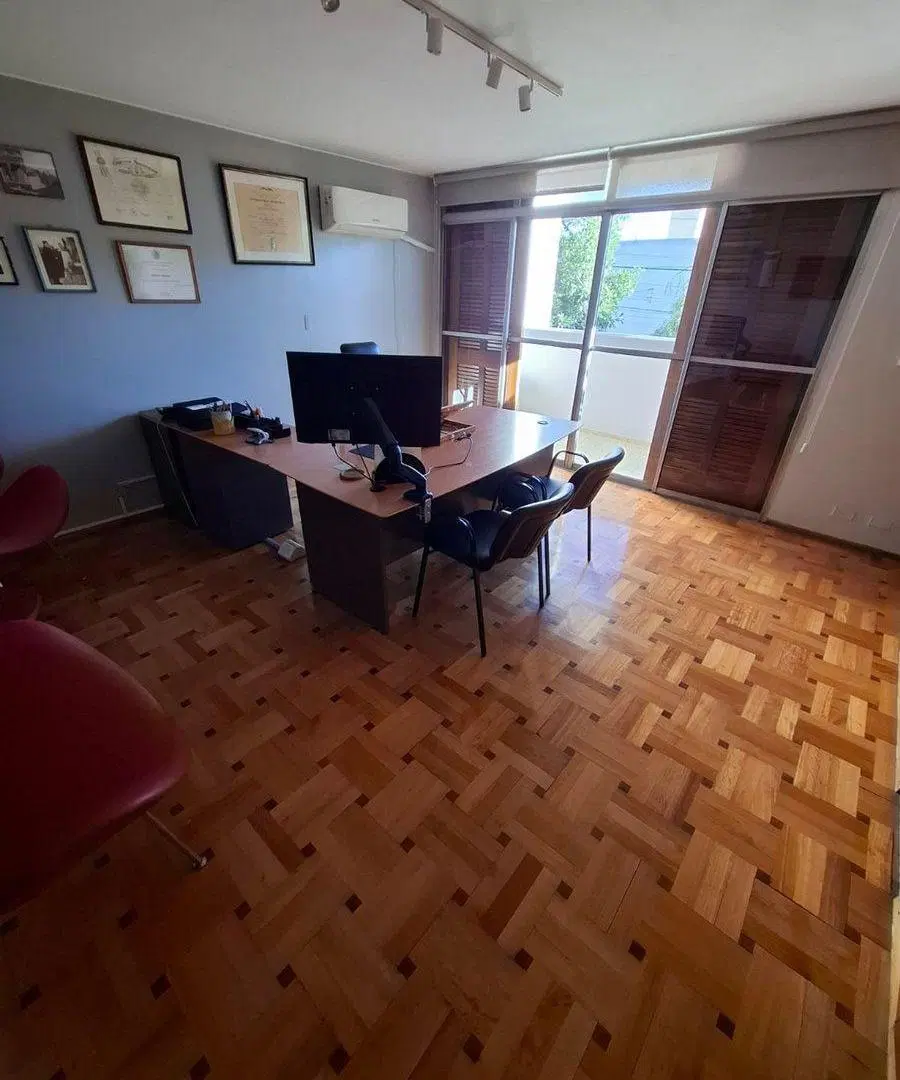 VENTA CASA 600 m2 CUB. IDEAL EMPRESA BARRIO BOMBAL 4