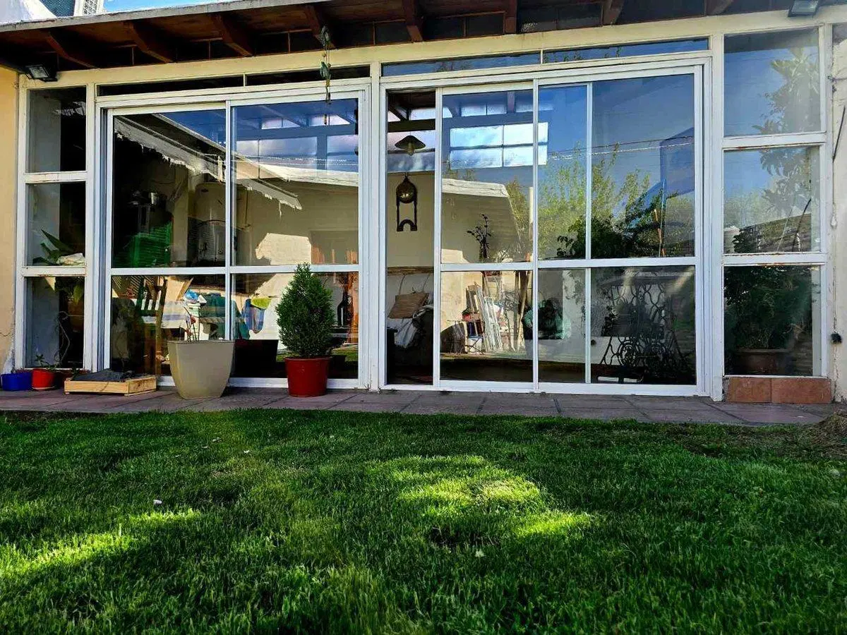 CASA EN VENTA - LUJAN DE CUYO - FAMILIAR/COMERCIAL 4