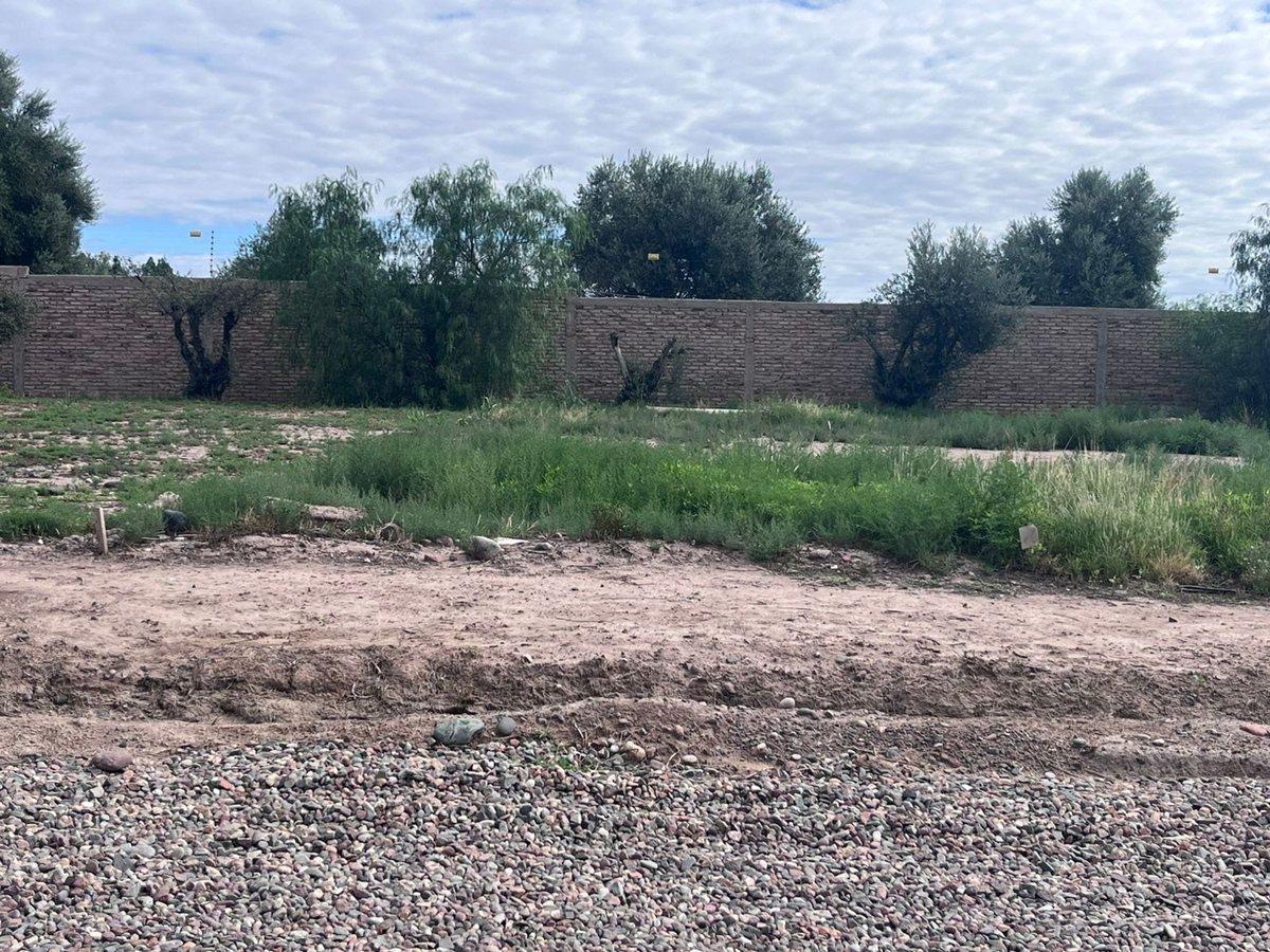 VENTA TERRENO EN BARRIO PRIVADO SUELOS DE TROPEROS