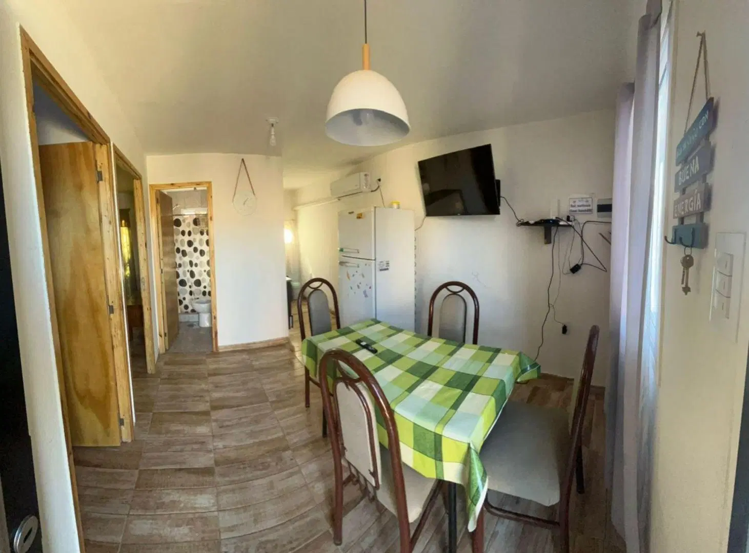 VENTA DE CASA EN CARRIZAL 4 DORMITORIOS 2