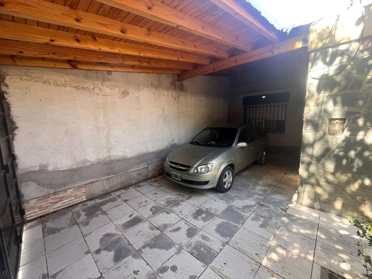 CASA VENTA BARRIO TAMARINDO 2, 3 DORMITORIOS 8