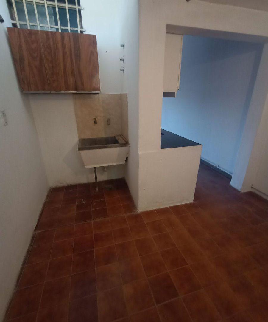 Foto de VENTA CASA 2 DORMITORIOS PATIO COCHERA GUAYMALLEN, imagen 3