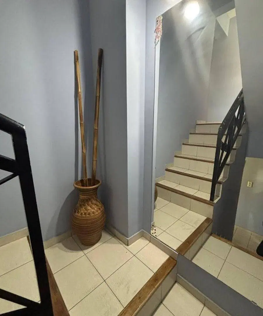 VENTA DEPARTAMENTO TRIPLEX VILLANUEVA GUAYMALLÉN 3