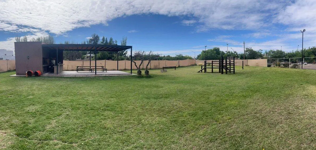 VENTA DE LOTE EN BARRIO PRIVADO SUELOS DE TROPEROS 5