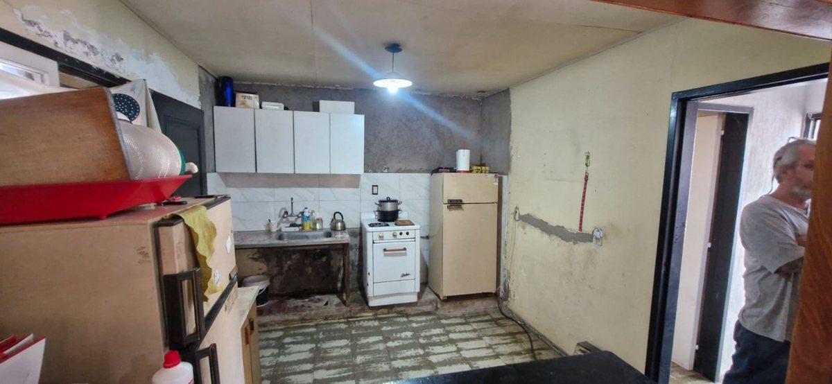 Foto de CASA EN VENTA 3 DORMITORIOS EN GUAYMALLEN, imagen 2