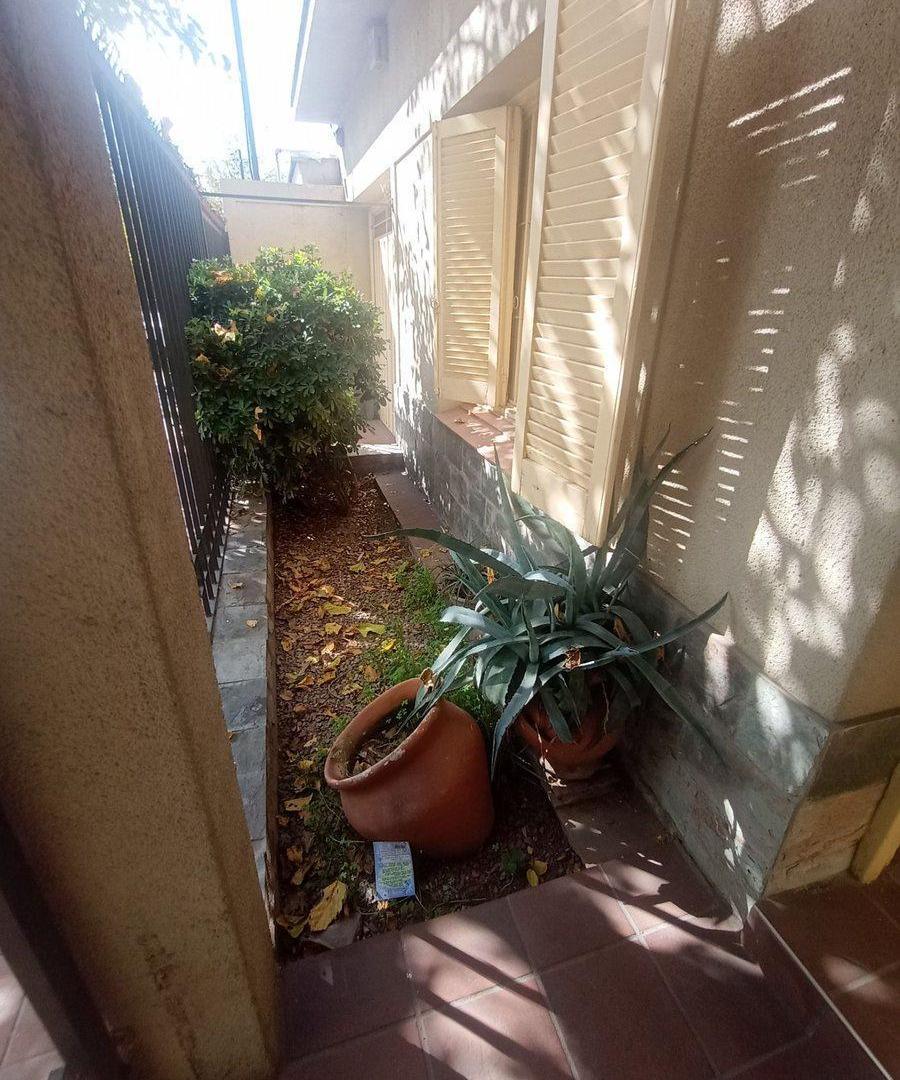 Foto de Vende casa calle Cobos Dorrego 3 hab cochera patio, imagen 4