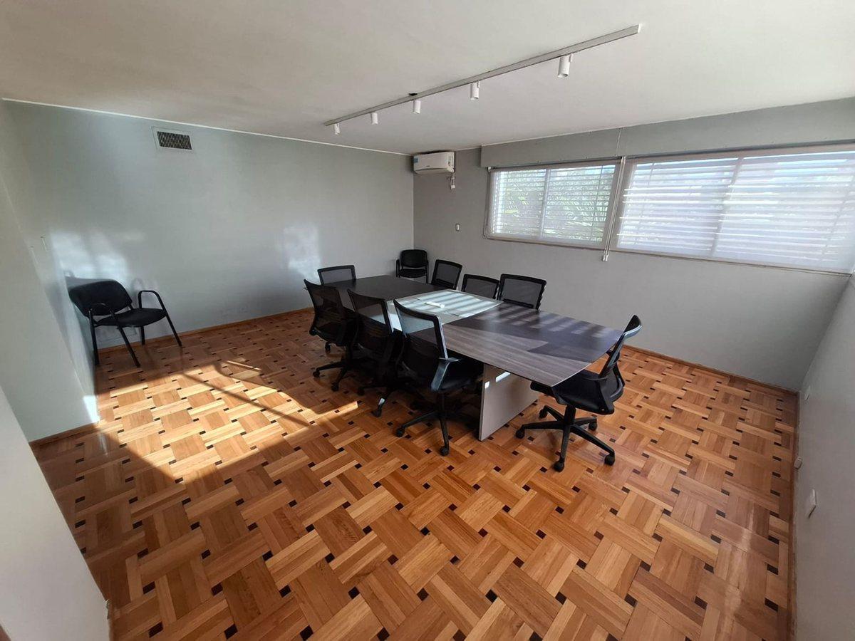 Foto de VENTA CASA 600 m2 CUB. IDEAL EMPRESA BARRIO BOMBAL, imagen 4