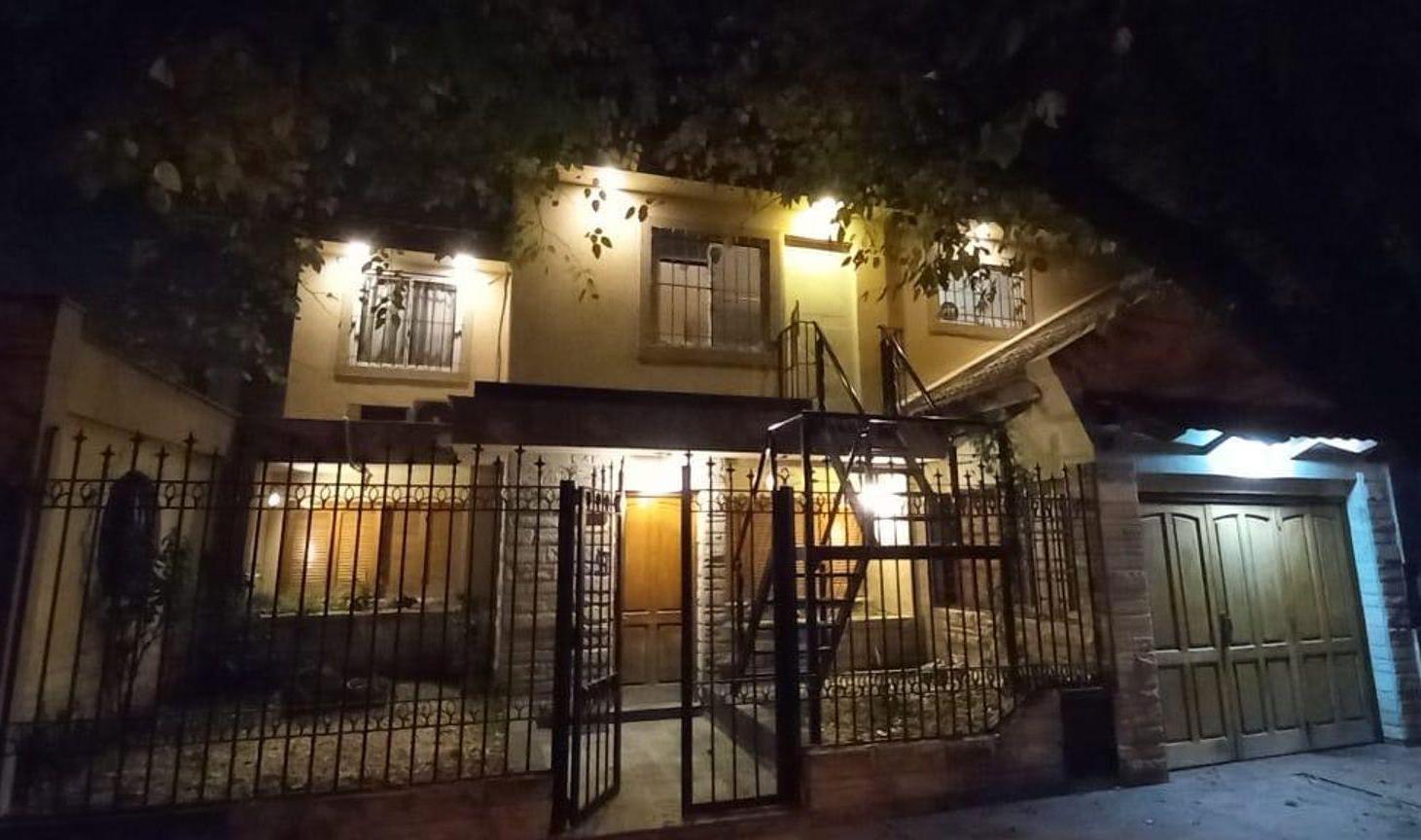 Foto de VENDE CASA Y DEPARTAMENTO B° CIRSUBDOZ LAS HERAS, imagen 1