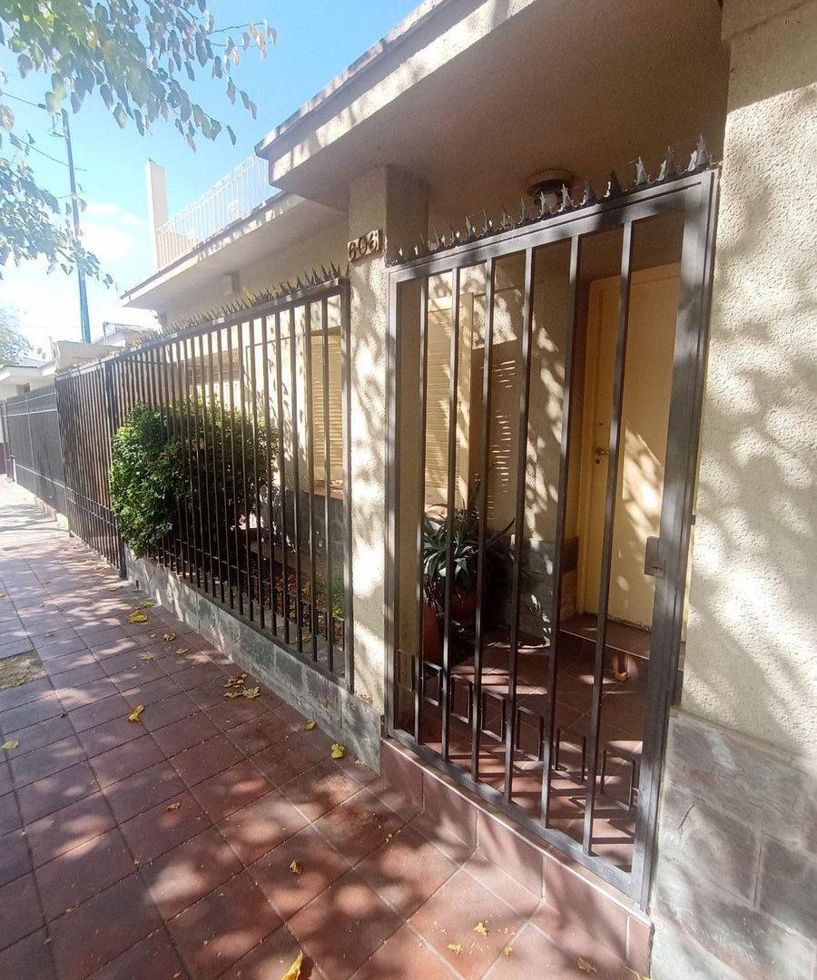 Foto de Vende casa calle Cobos Dorrego 3 hab cochera patio, imagen 3