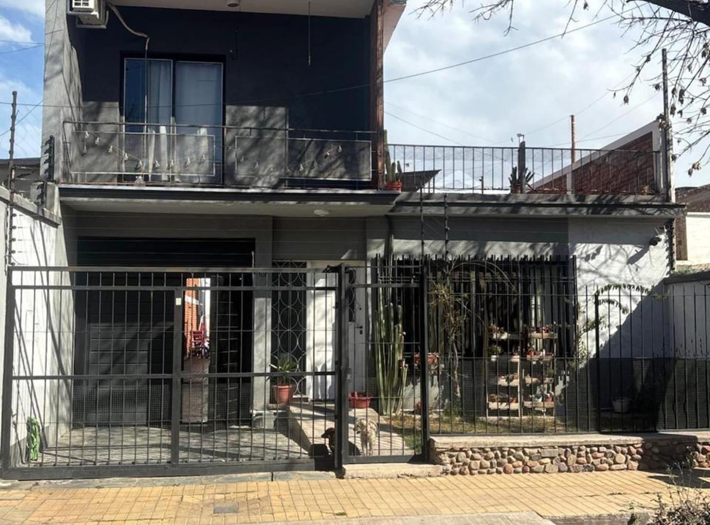 Foto de VENTA CASA + 2 DEPTOS PILETA GODOY CRUZ BOMBAL SUR, imagen 5