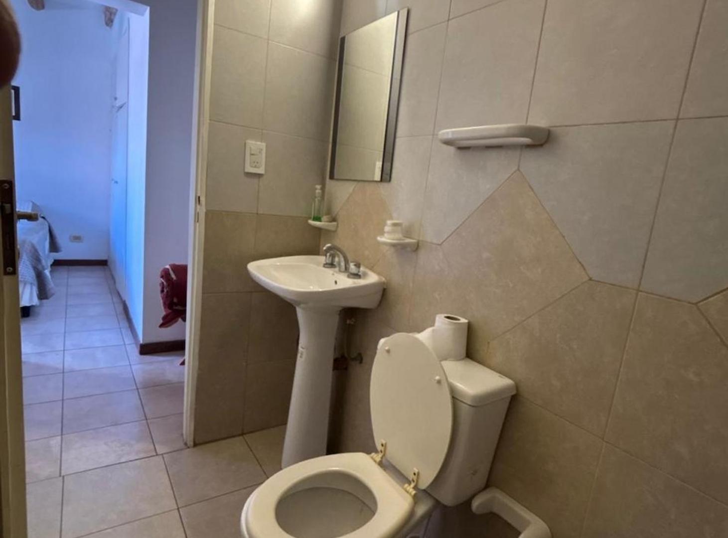 Foto de VENTA COMPLEJO DEPARTAMENTOS GODOY CRUZ BOMBAL SUR, imagen 1