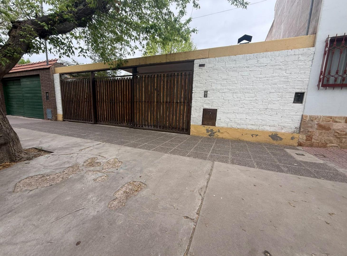 Foto de CASA EN VENTA LUJAN DE CUYO, imagen 2