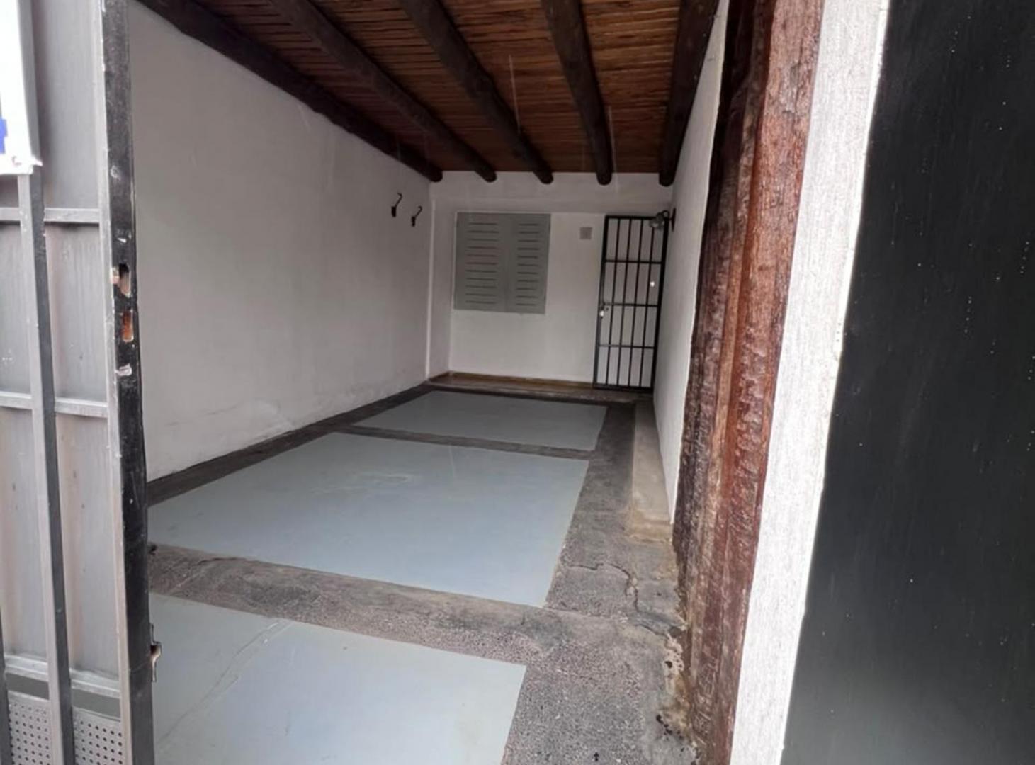 Foto de CASA VENTA 3 DORMITORIOS GODOY CRUZ APTA CREDITO, imagen 1