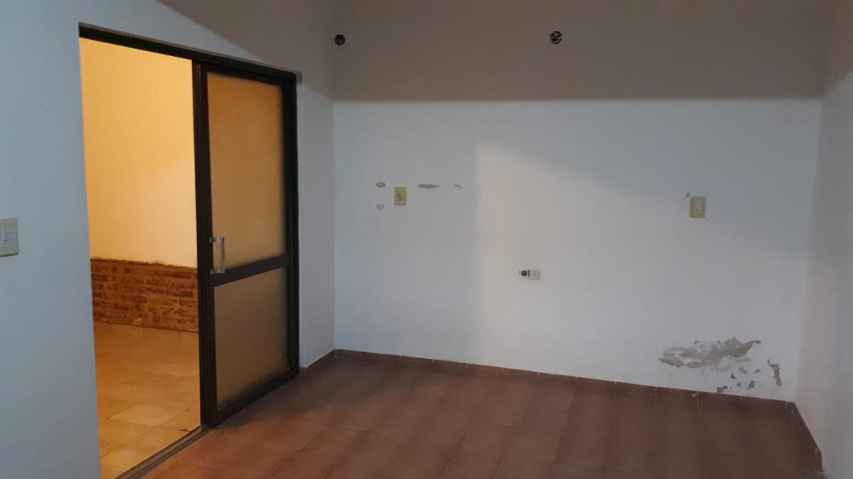 Foto de Local - Villa Gobernador Galvez, imagen 4