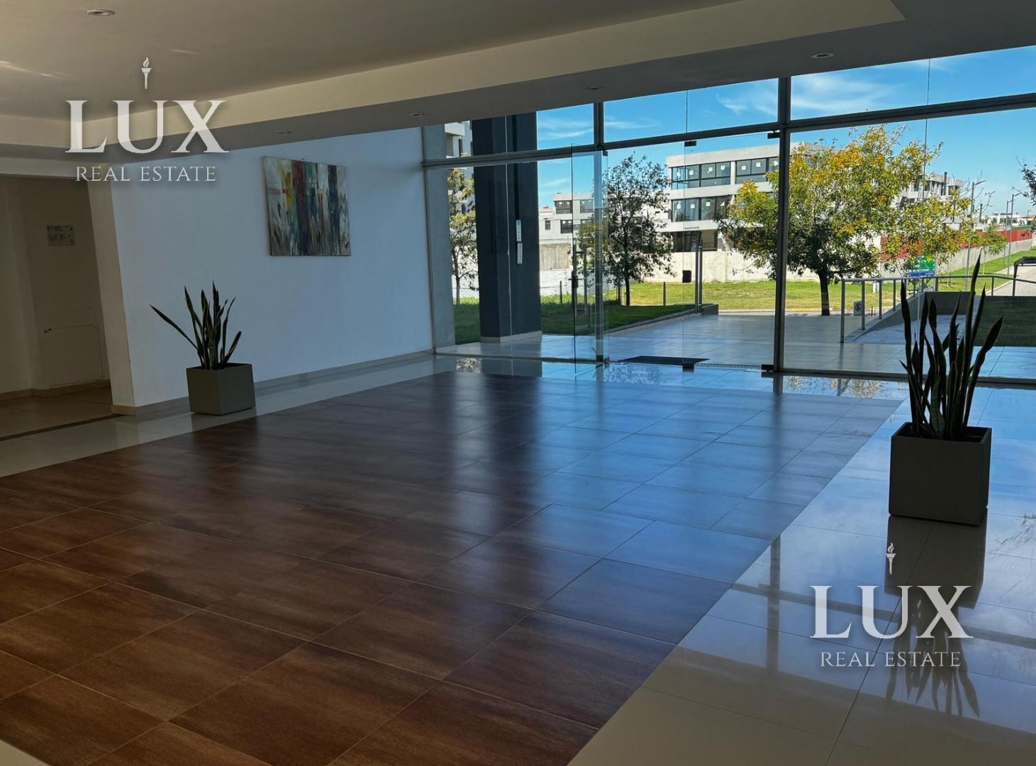 Foto de Departamento en venta 2 ambientes apto credito en Nordelta con balcón, imagen 2