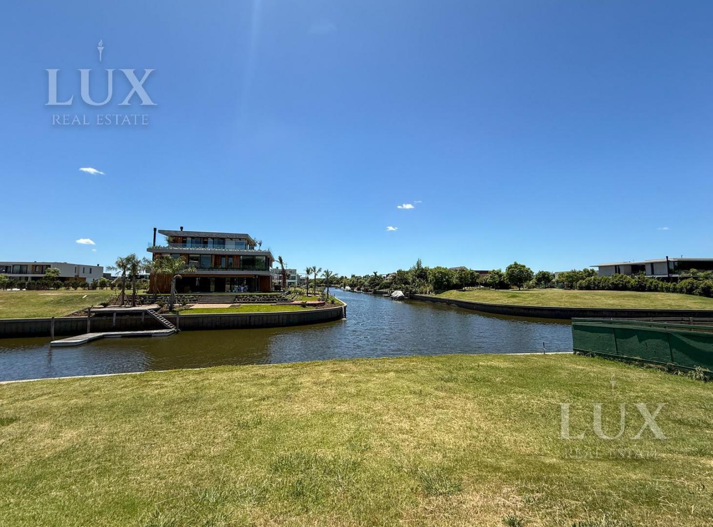Terreno lote en El Yacht con salida al rio Luján