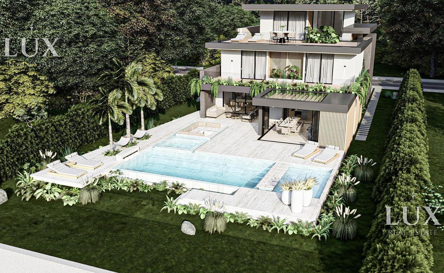 Casa en venta con 5 habitaciones en suite en Los Puentes, Nordelta