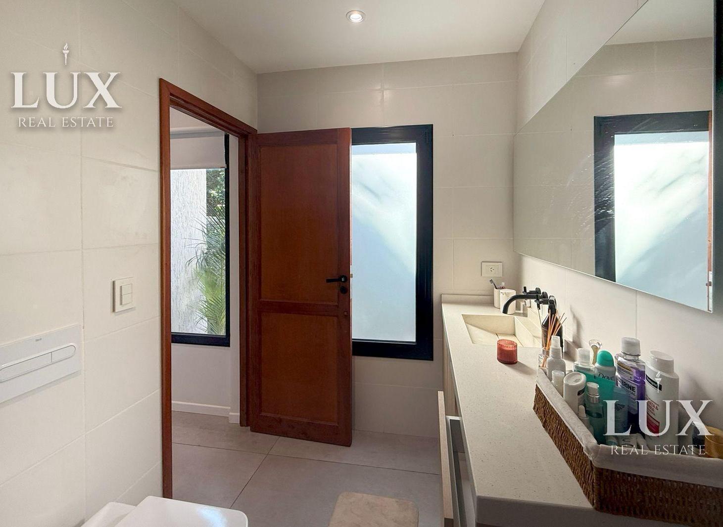 Foto de Casa en Venta y alquiler de 4 ambientes en San Matias con oficina perimetral, imagen 2