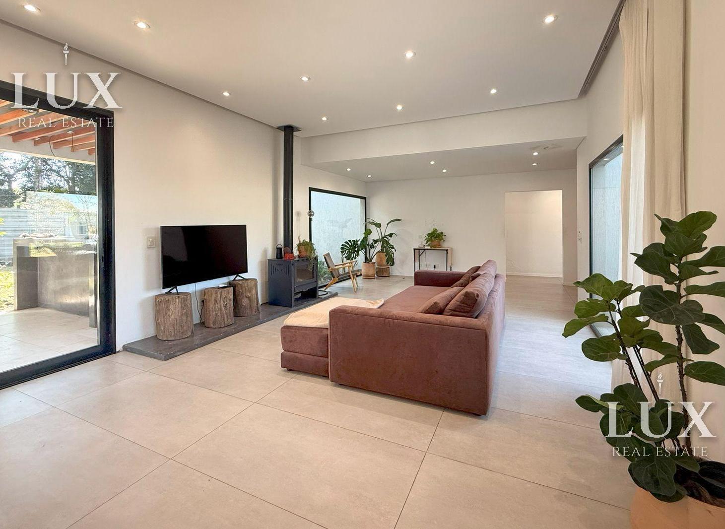 Foto de Casa en Venta y alquiler de 4 ambientes en San Matias con oficina perimetral, imagen 4