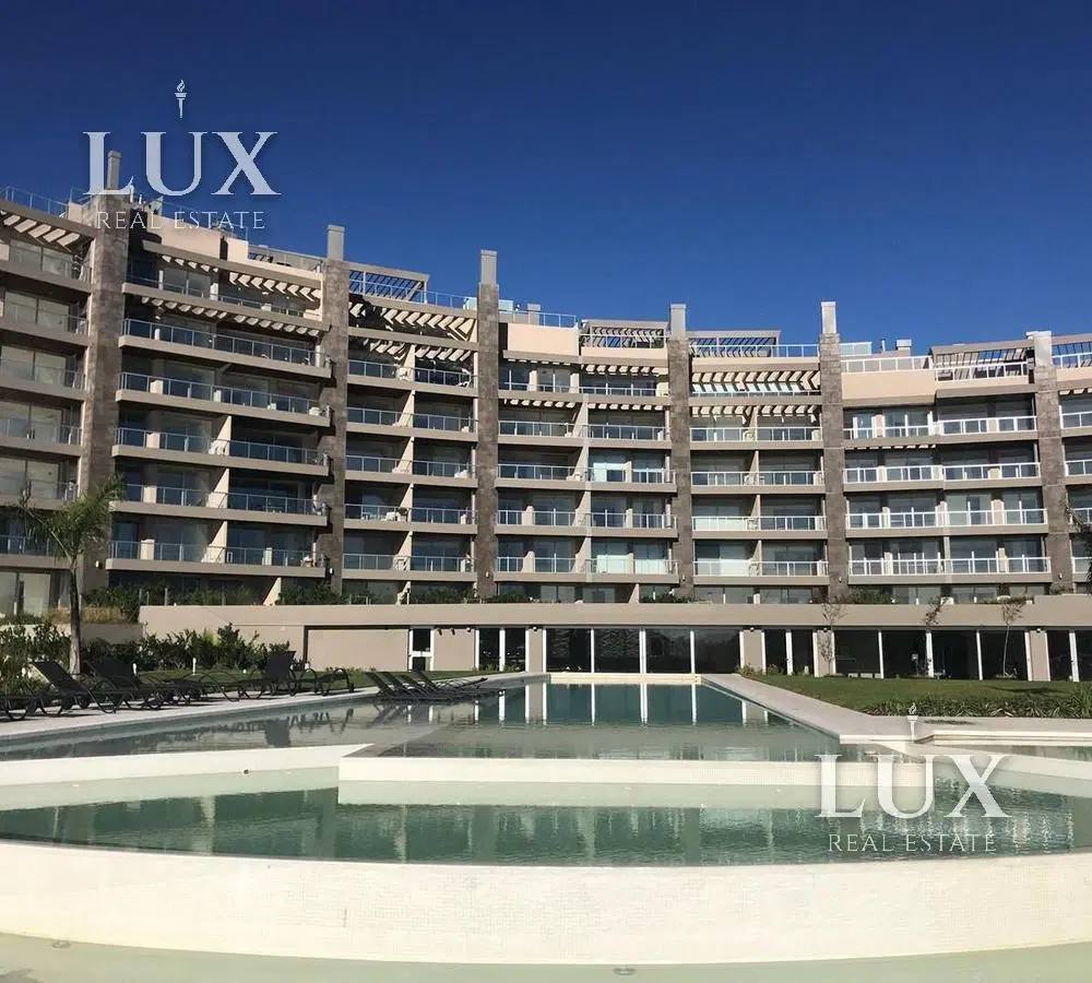 Penthouse-Departamento 4 ambientes en VENTA con vista al agua en Nordelta, y piscina propia, Tigre 4