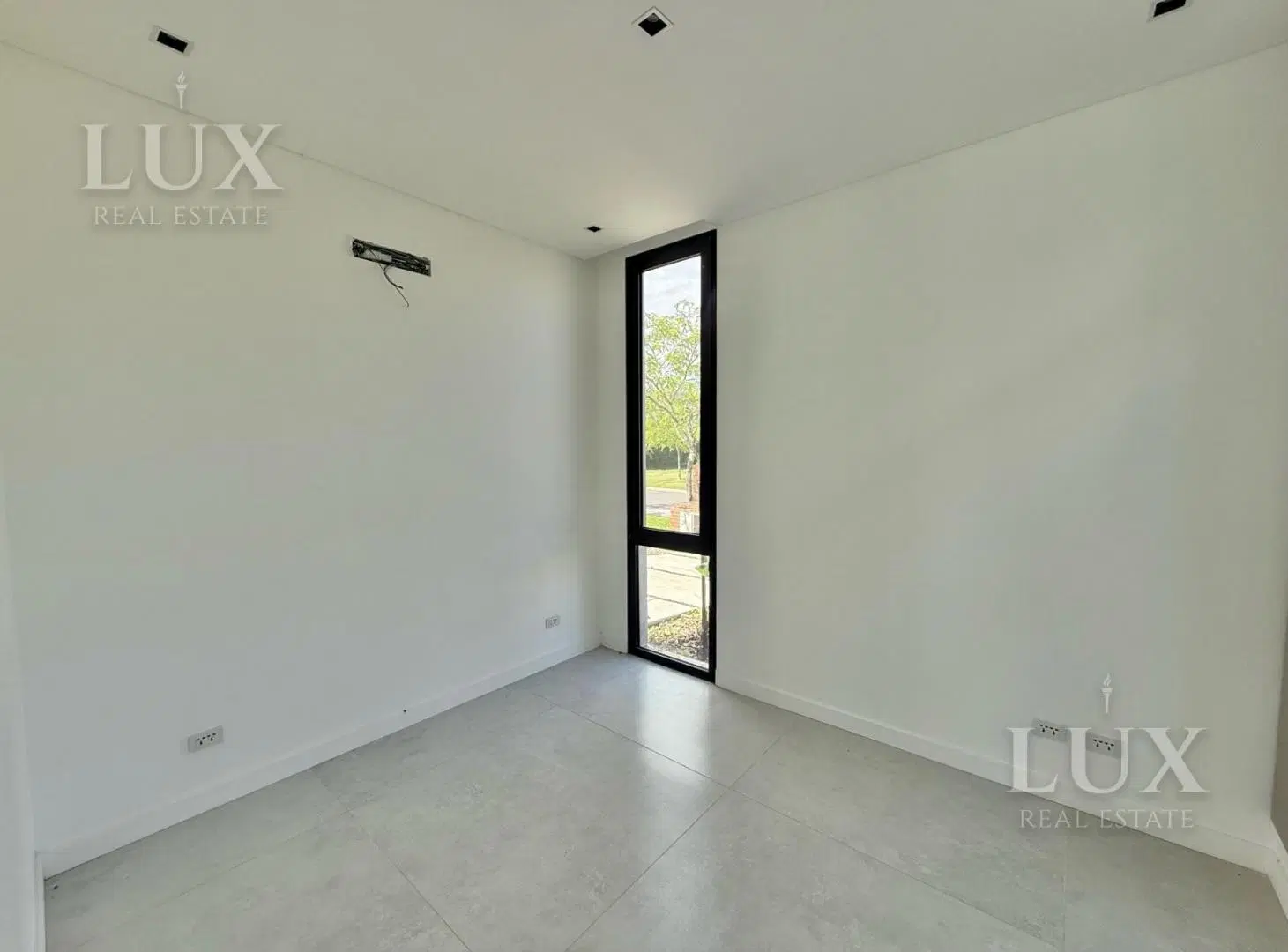 Casa a la laguna en venta Marinas Puertos del Lago Escobar 3