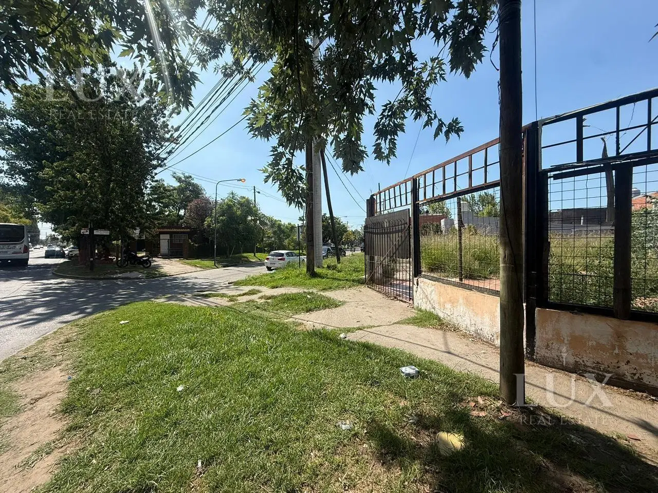 Terreno en venta Apto Edificio 7 pisos Comercial / Residencial 5