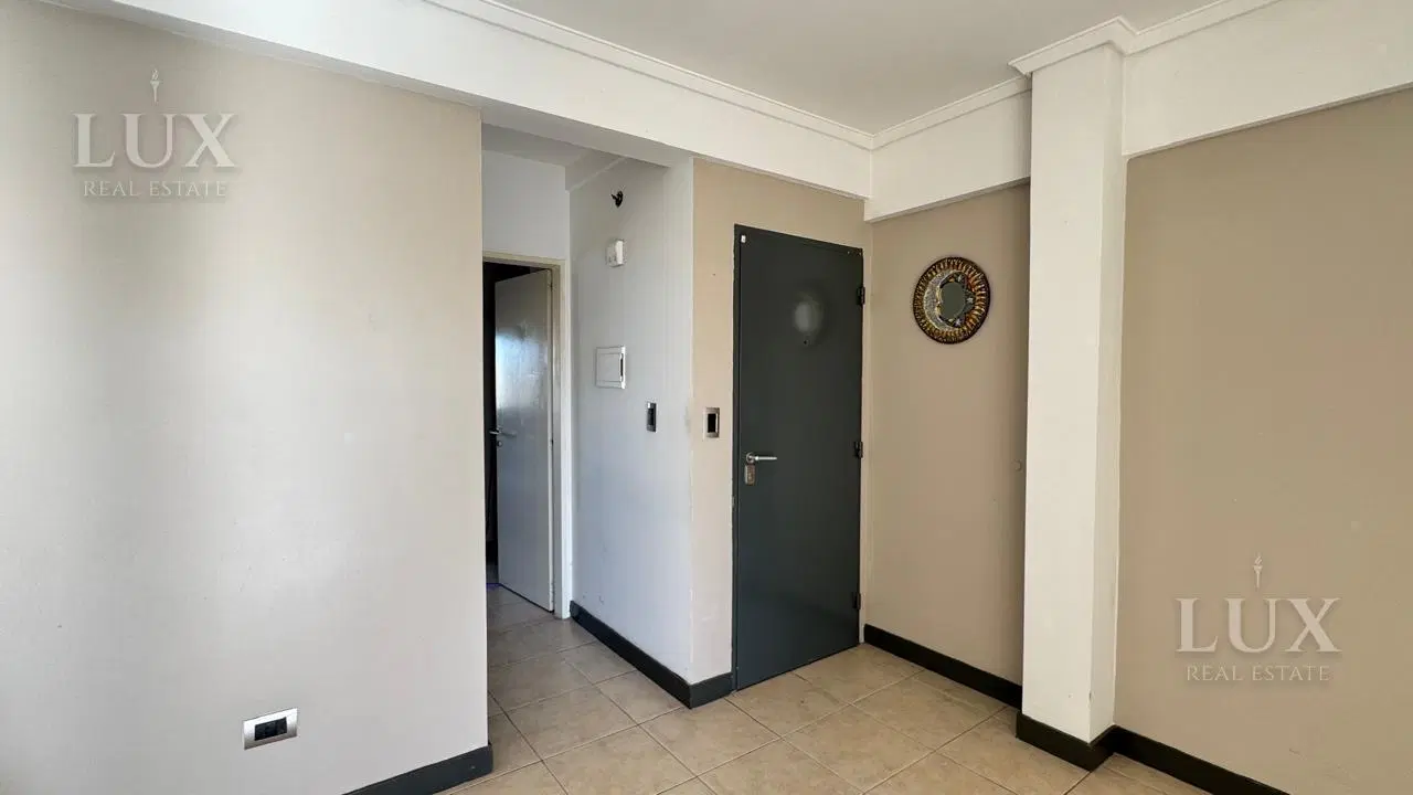 Departamento en Santos Lugares 5