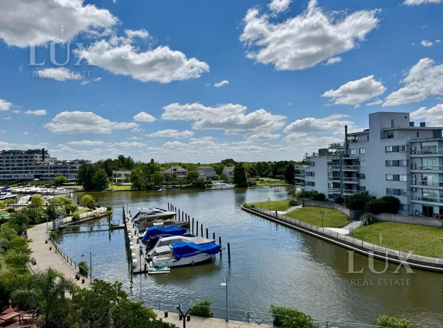 Departamento - Marinas del Canal 8