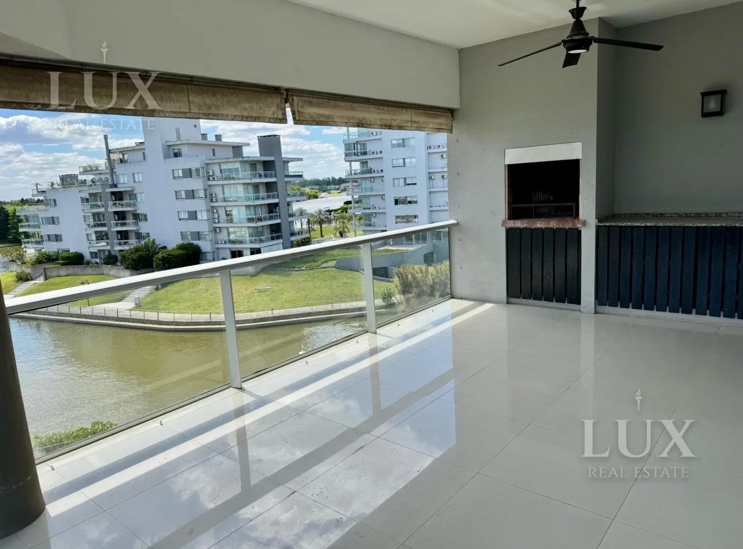 Departamento - Marinas del Canal 1