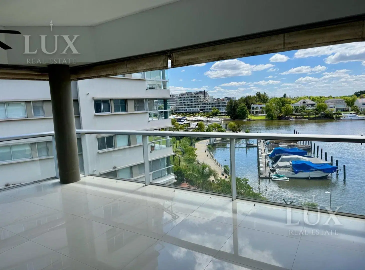 Departamento - Marinas del Canal 2